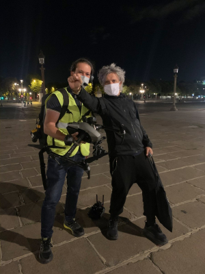 Nicola Sirkis avec le télépilote de drone Anthony Brzeski, Place de la Concorde, Paris